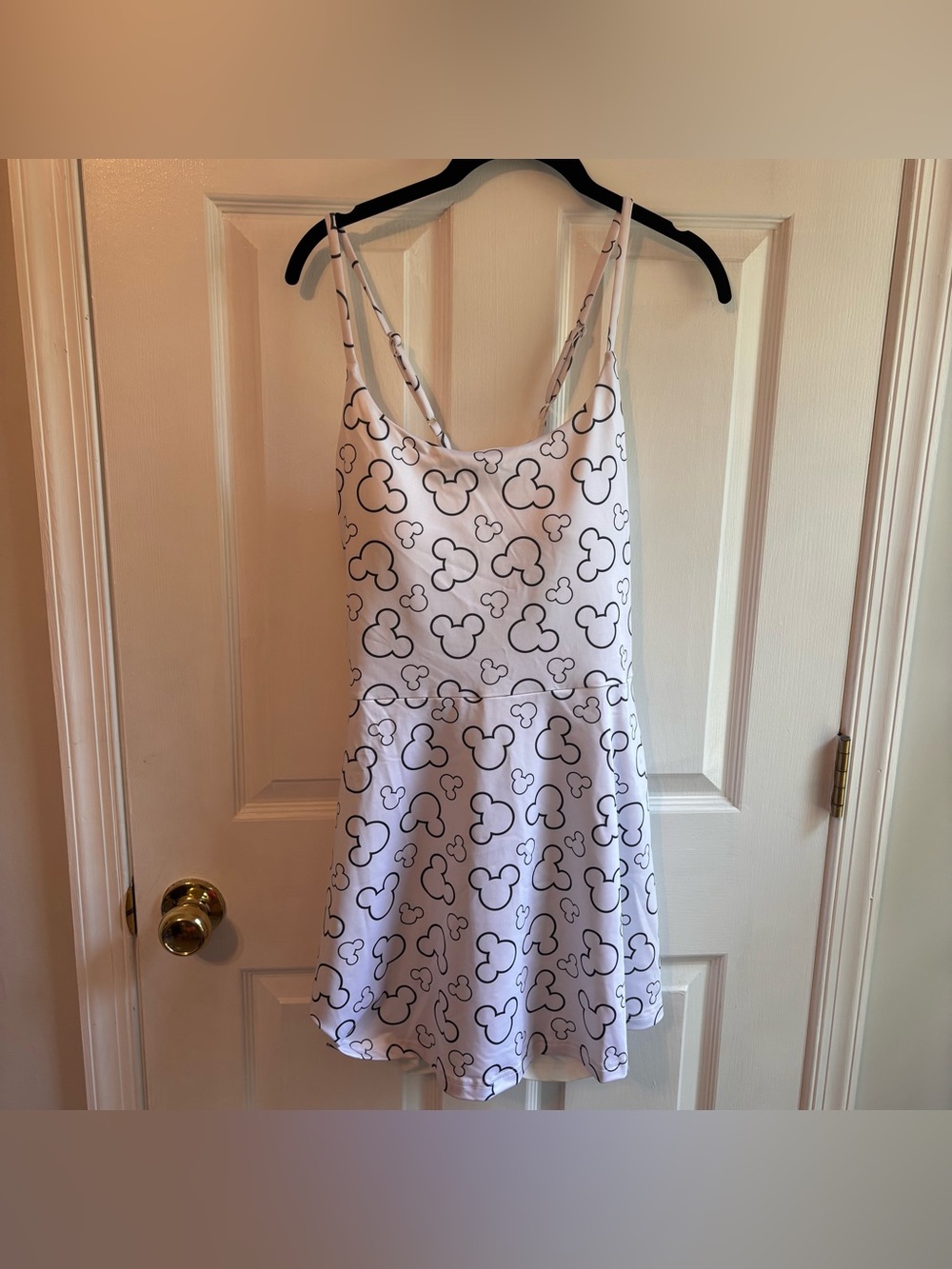 Kingdoms & Co Athletic Dress Mickey Mouse Disney White and Black Size XL